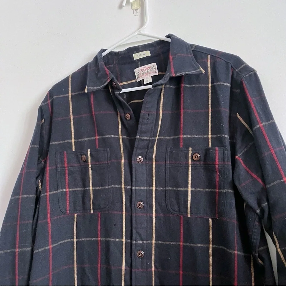 J. Crew • Men’s Navy Red Plaid Midweight Workshirt Flannel Button-Up Shirt